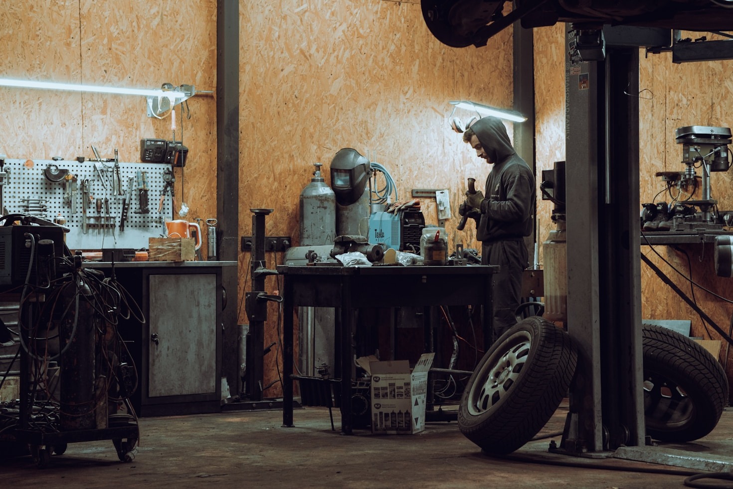 Top Reasons to Choose Specialized BMW Services